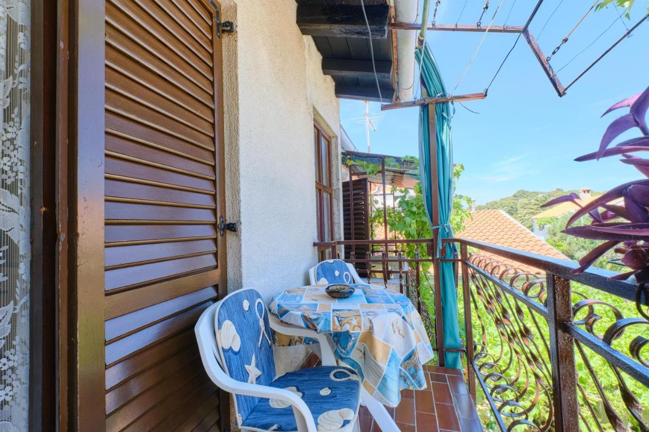 Apartman Ana Mali Losinj Exterior photo