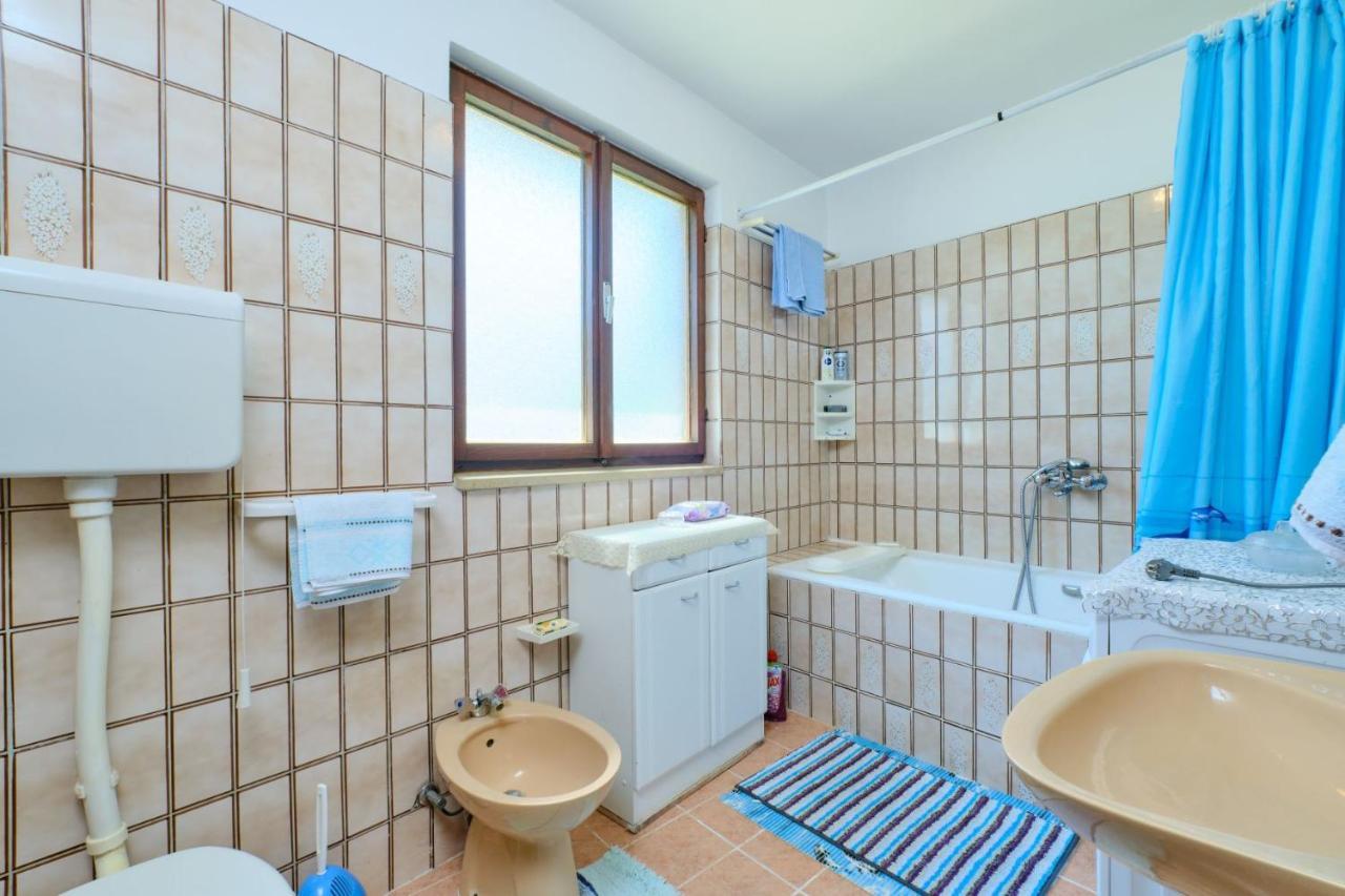 Apartman Ana Mali Losinj Exterior photo
